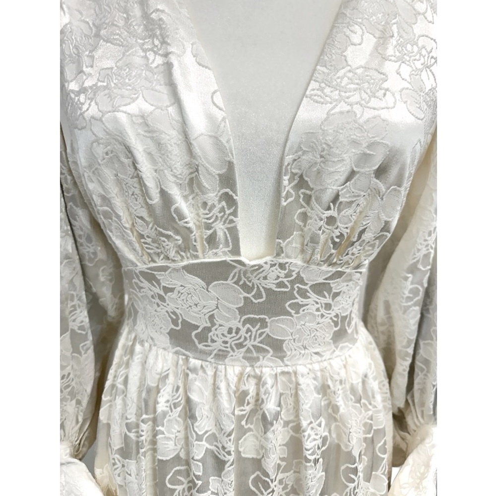 One 33 Social Jacquard V Neck Dress - Picture 7 of 12